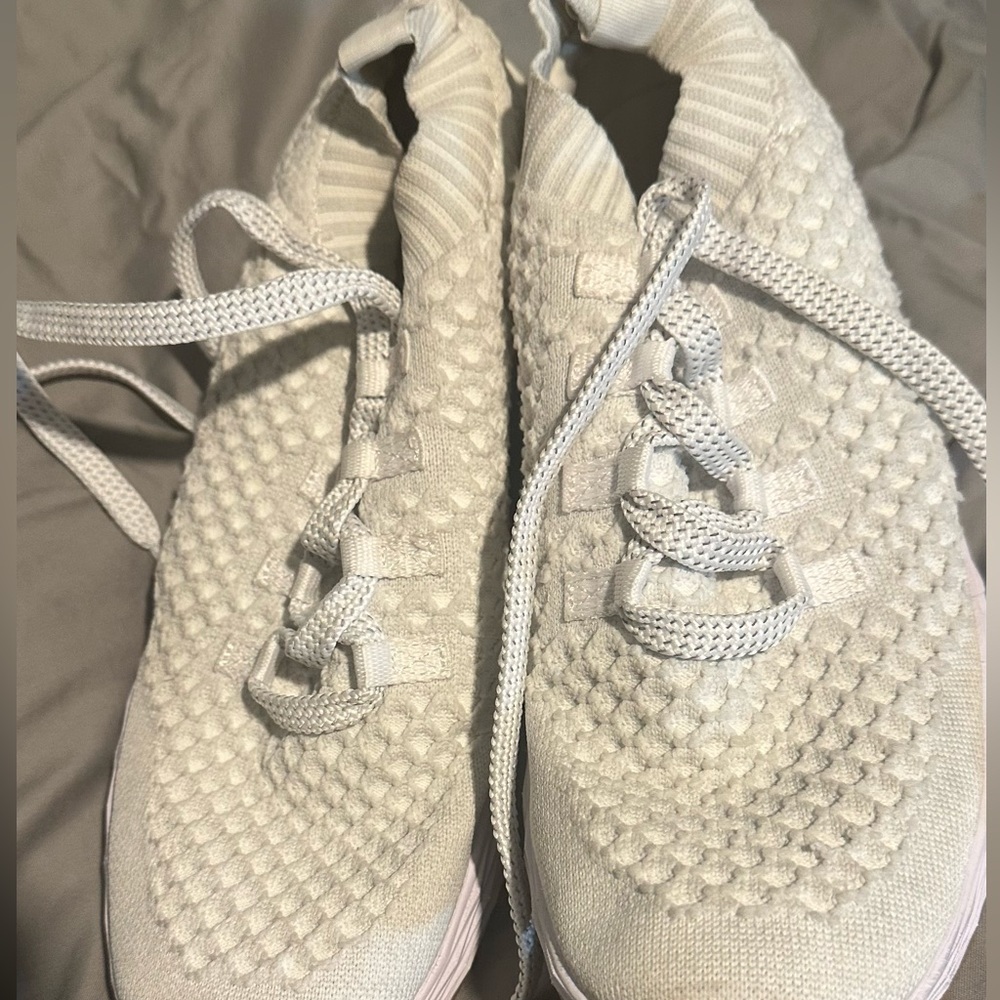NoBull project men’s runners white size 11